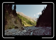 2-026_27A * 2088 x 1392 * (2.22MB)