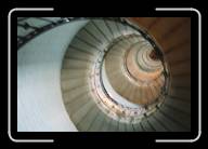 02-030_31A * Im Leuchtturm �Phare d'Eckm�hl�, Penmarc'h, Finisterre * 2088 x 1392 * (1.74MB)