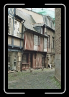 Bretagne10-012_13A_a * In der Altstadt von Rennes * 533 x 800 * (131KB)