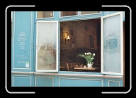 Bretagne10-024_25A_a * Crperie in der Altstadt von Rennes, typische Steinfassade im Innenraum. * 800 x 533 * (76KB)