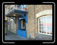 London1044 * 2848 x 2136 * (3.14MB)