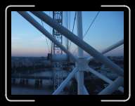 London1090 * 2848 x 2136 * (3.05MB)