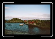 15-010_11_Stamsund * 800 x 532 * (55KB)